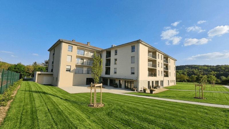 espace vert résidence de la tour